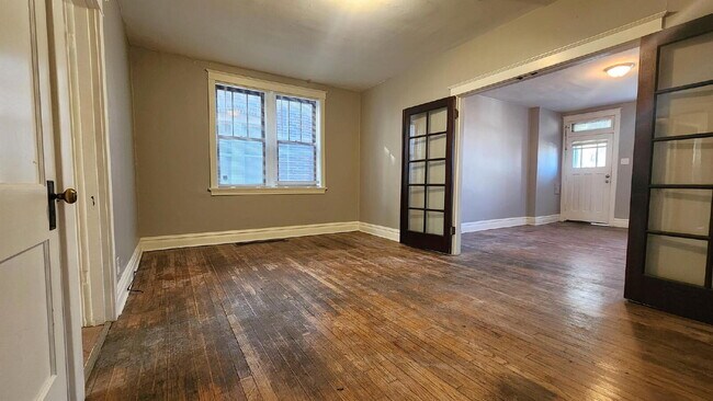 Photo - **Move-In Special-Half Off 1st Months Rent**
Charming 1-Bedroom Apartment in South St. Louis