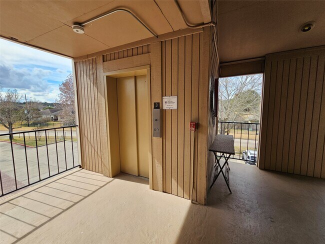 Photo - 15575 Marina Dr Unit 323A