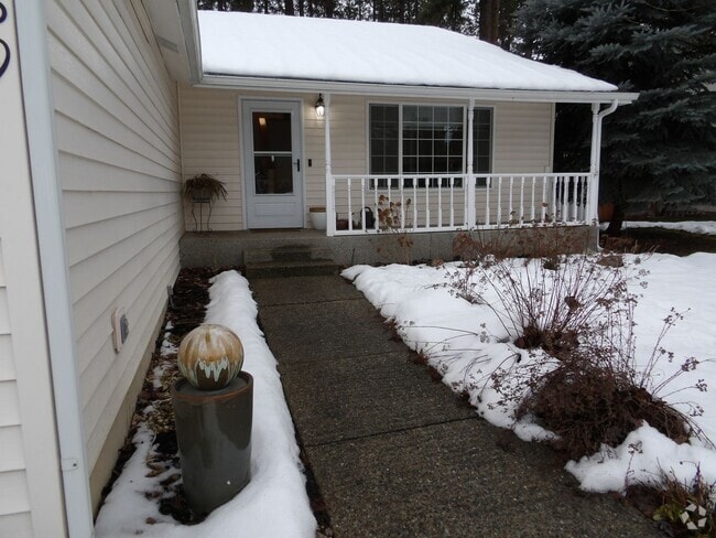 Building Photo - Home in CDA