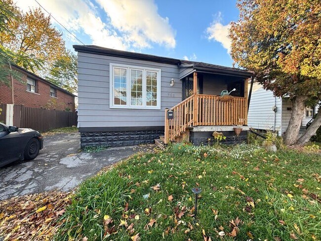 Photo - 453 Paling Ave Unit 1