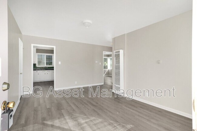 Photo - 150 Marina Way