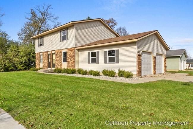 Photo - 2511-2513 Ridgefield Dr NE Unit 2513