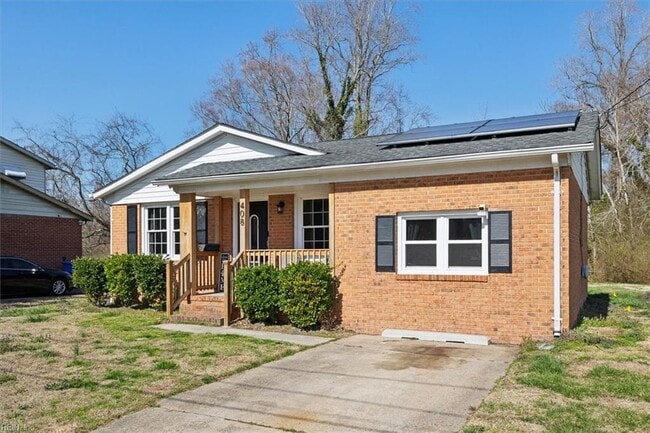 Photo - 408 Roosevelt Dr House