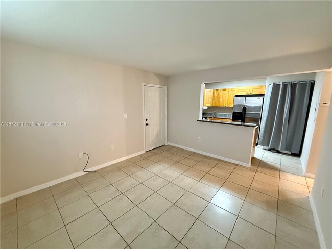 Photo - 350 Palm Cir W Unit 102