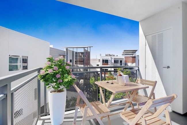 Citron Apartments