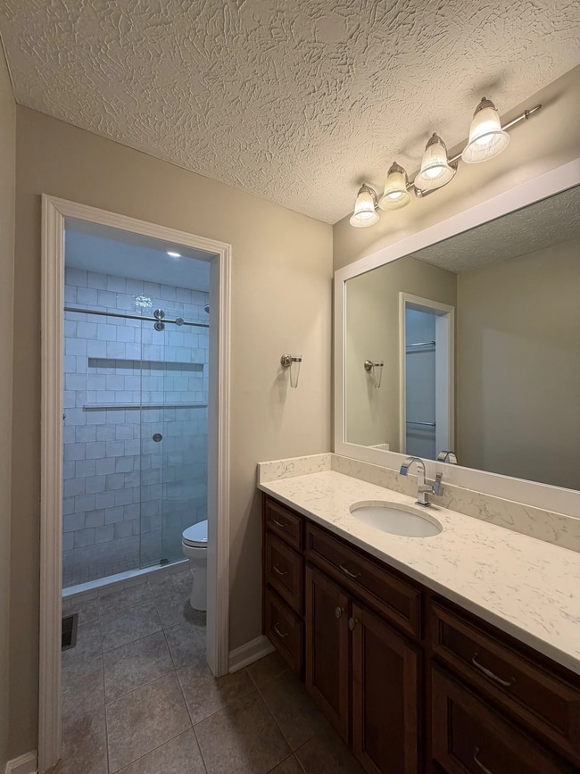 Photo - 1170 Lois Ln