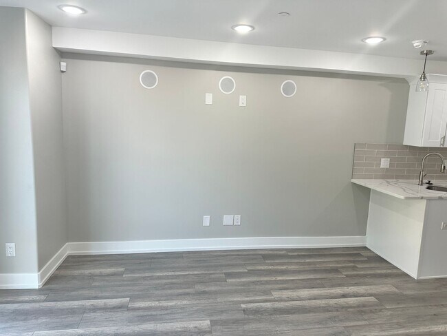 Photo - 2240 N 2nd St Unidad 3