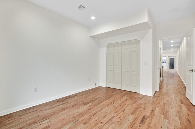 Photo - 300 Halladay St Unit 1