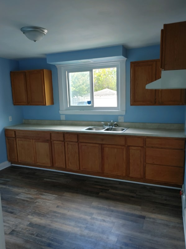 Building Photo - 342 Davidson Ave Unit Lower