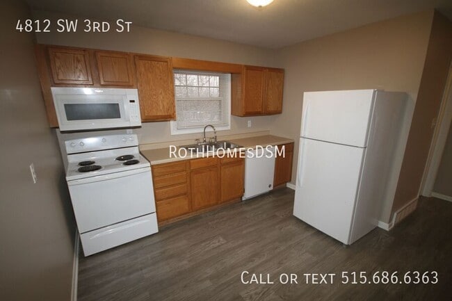 Photo - 4812 SW 3rd St