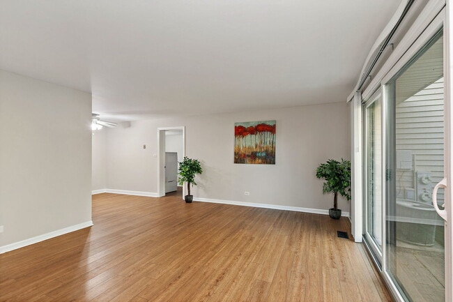 Photo - 1303 Yarmouth Ct