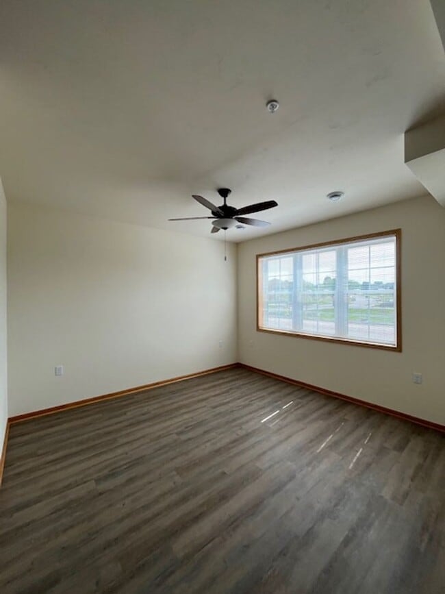 Photo - 312 Woodcrest Ln Unit 2