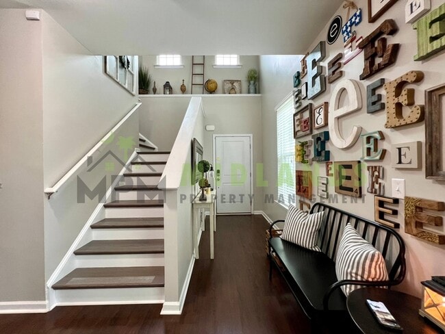 Photo - 612 Calypso Ct