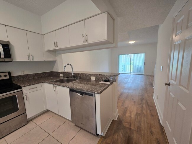 Photo - 78 Simonton Cir