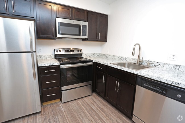 Cardinal Village Apartments For In Louisville Ky 1br 1ba 575 Sf Kitchen Cardinal Village Apartments