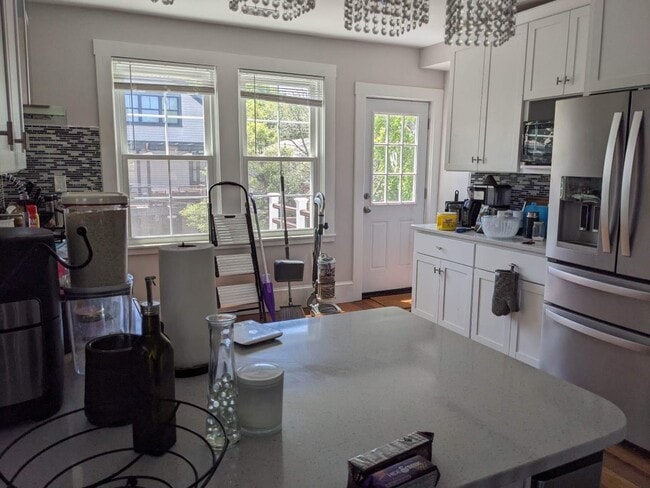 Photo - 318 Concord Ave Unidad NA