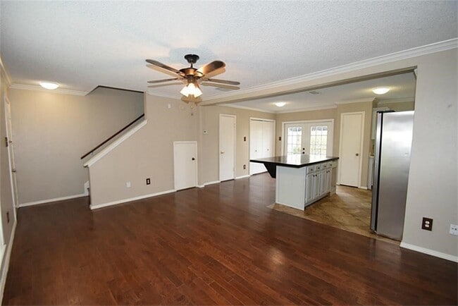 Photo - 9323 Westwood Village Dr Unit 6