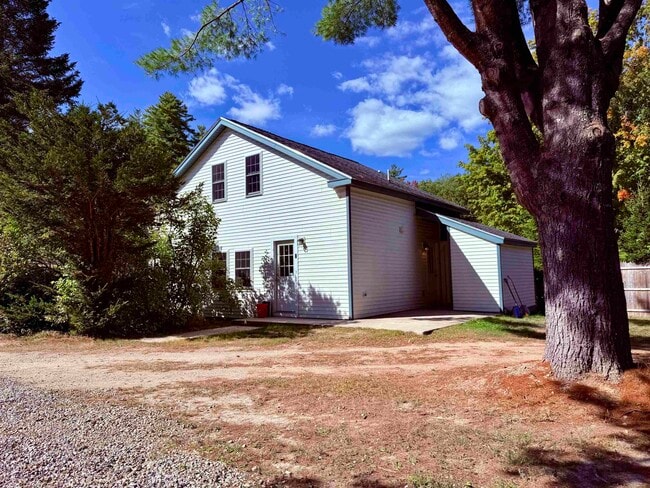 Building Photo - 503 Tamworth Rd Rental