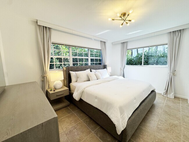 Photo - 234 Oleander Ave Unit 1