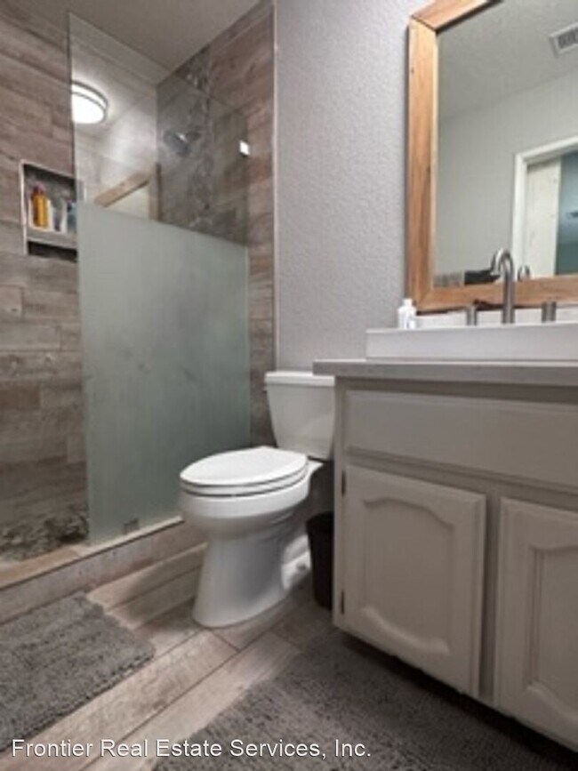 Photo - 3 br, 2 bath House - 22812 Scout Point Ct