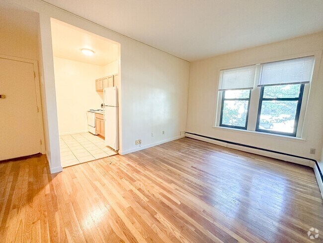 Building Photo - 1247 Commonwealth Ave Unit #1 Rental