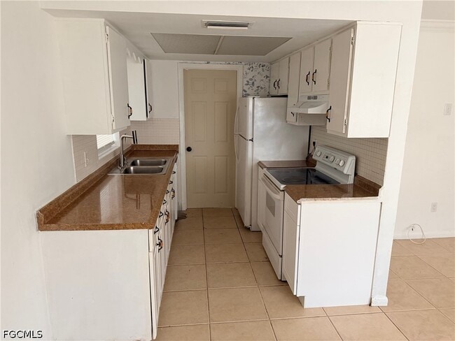 Photo - 434 Muskegon Ave