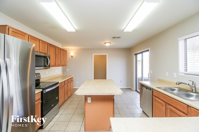 Photo - 1858 E Omega Dr