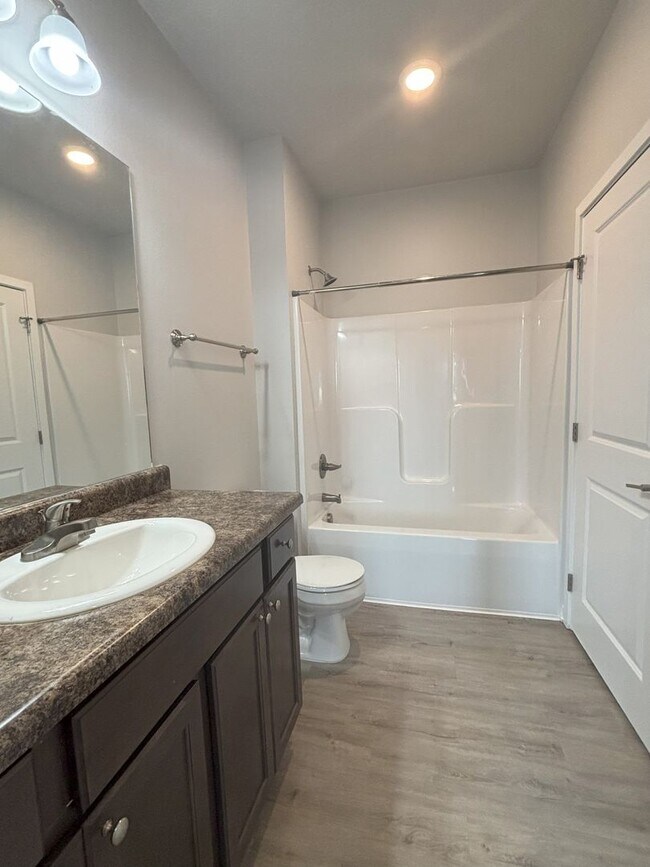 Photo - Parkside Luxury Apartments