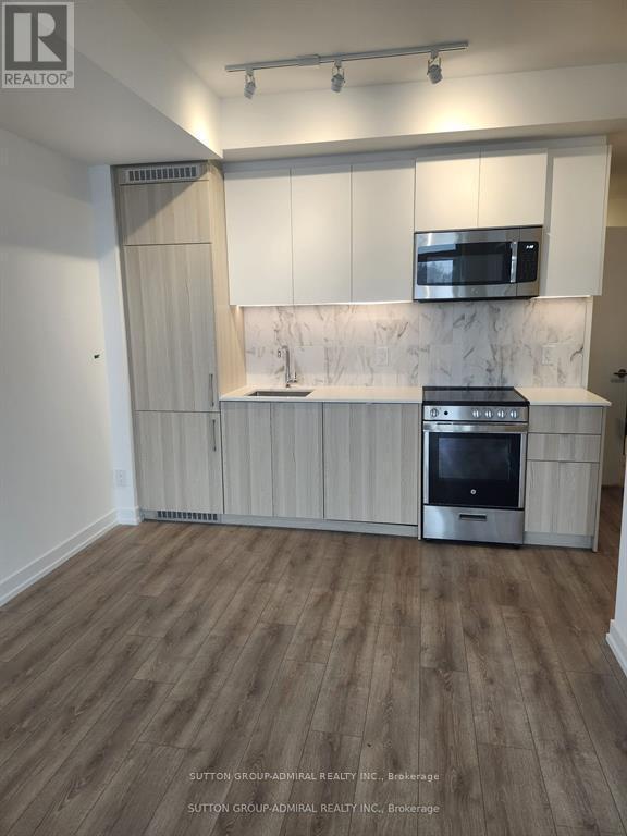 Photo - 500 Dupont St Unit 608