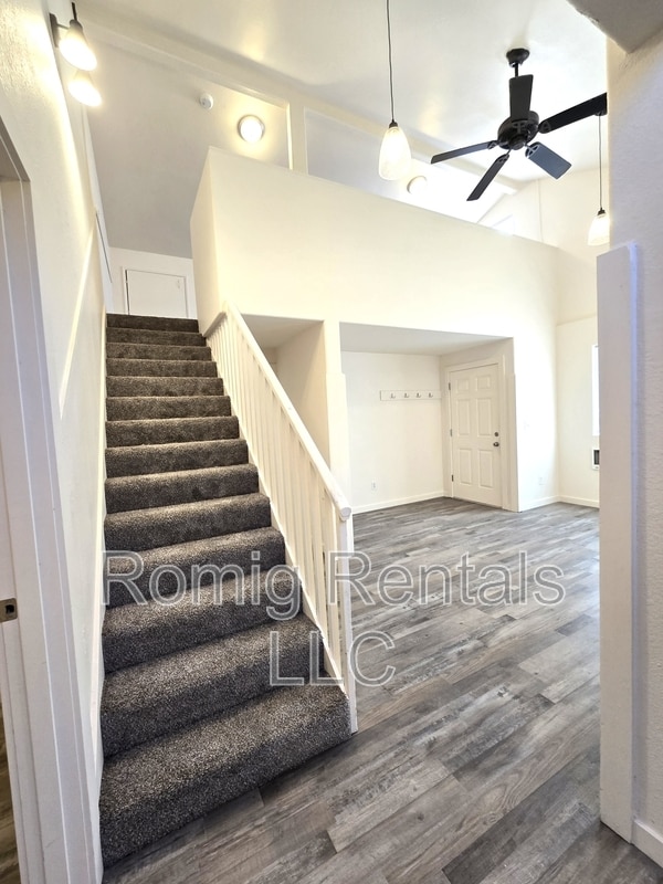 Photo - 1206 B St