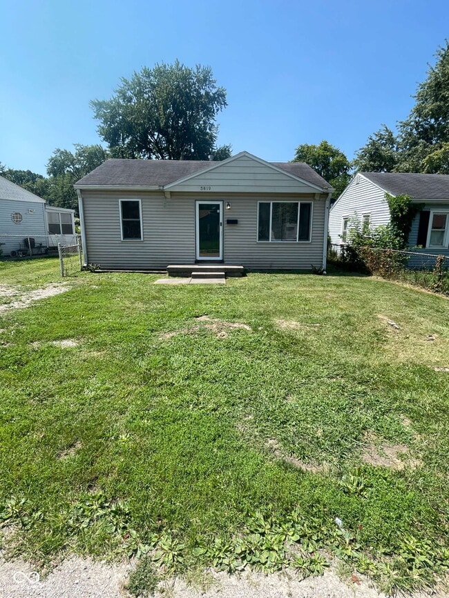 Building Photo - 5819 Greenfield Ave