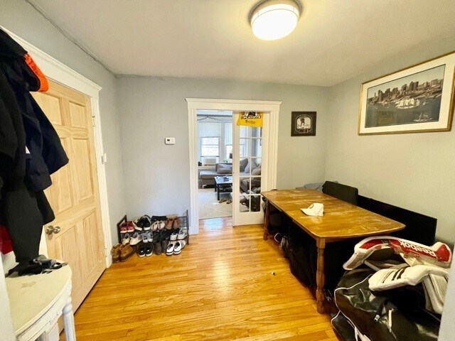 Photo - 109 Salem St Unidad 4