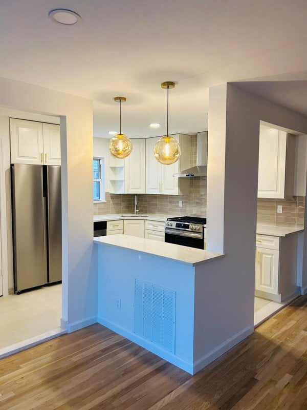 Photo - 2731 E 65th St Unidad 1