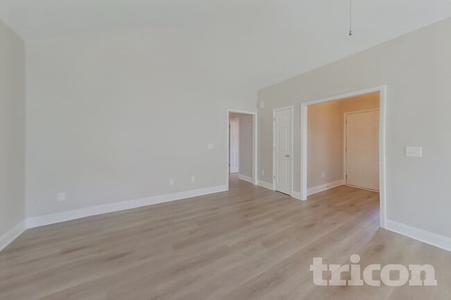 Photo - 110 Darian Dr