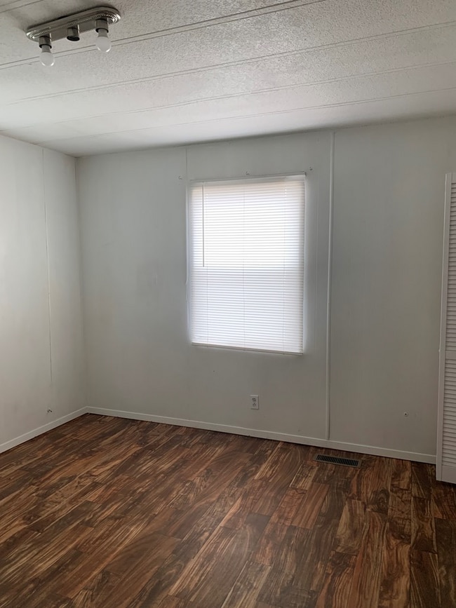 Photo - 3544-B W 15th St