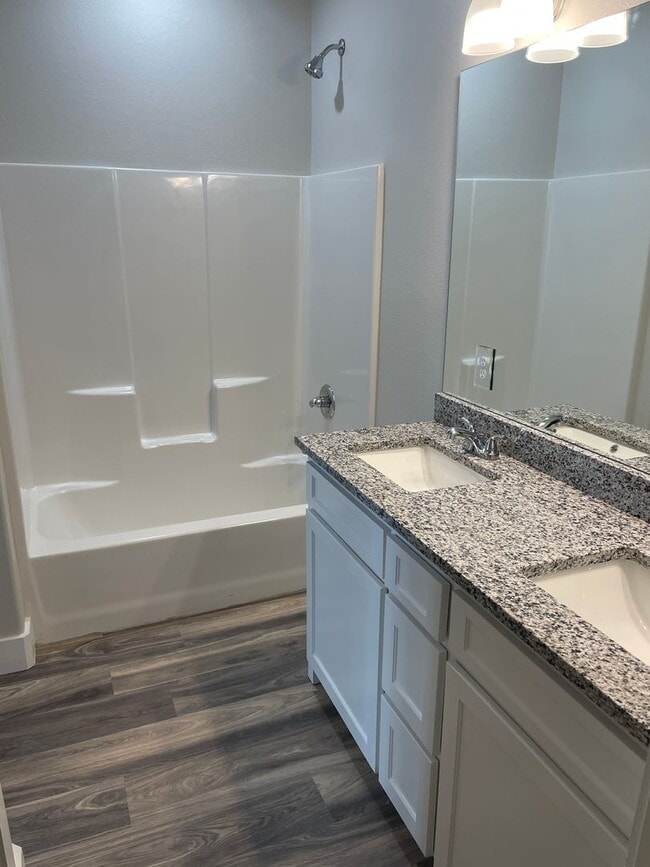 Photo - Beautiful 3/2 home in convenient location