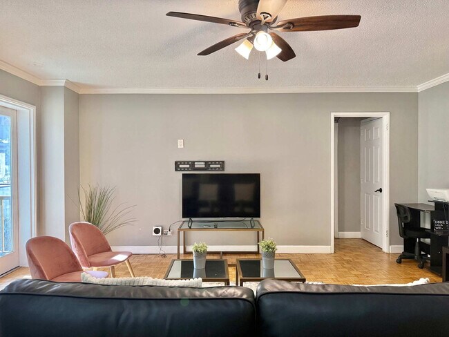 300 Peachtree Rd NE Unit SI ID1299424P