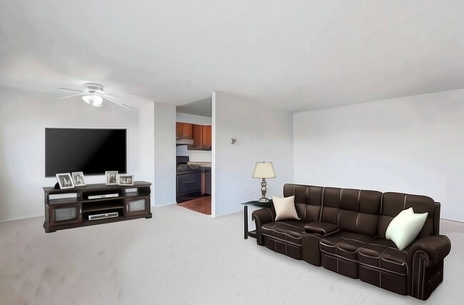 Photo - Marlow Garden and Towers