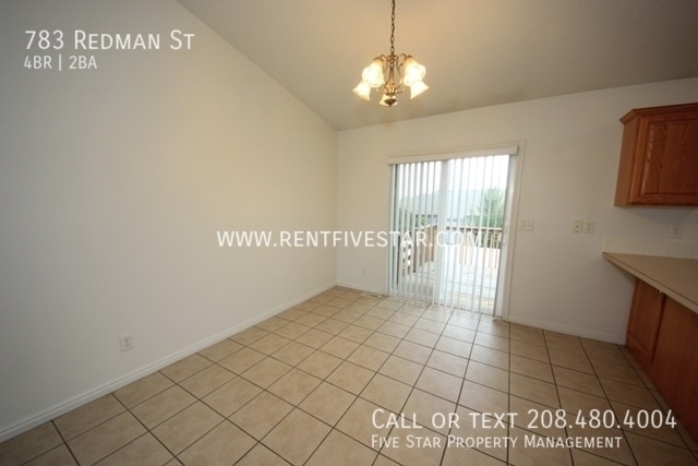 Photo - 783 Redman St