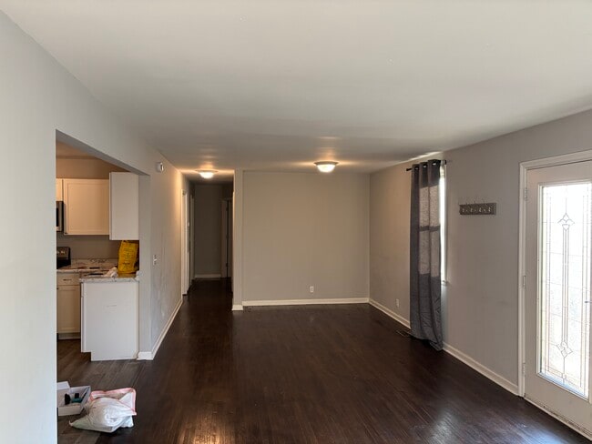 Photo - 627 Rowan Dr Unit 627 Rowan Dr