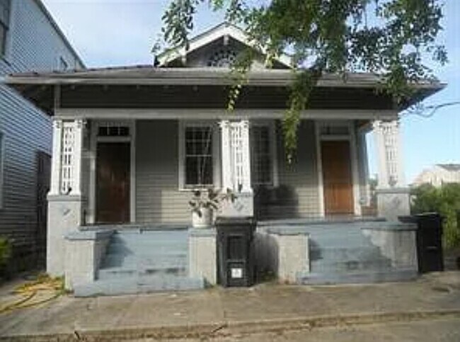 Building Photo - 1237 Josephine St Unit 1237