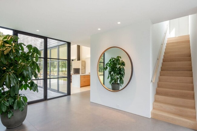 Photo - 232 Mitchell Ln