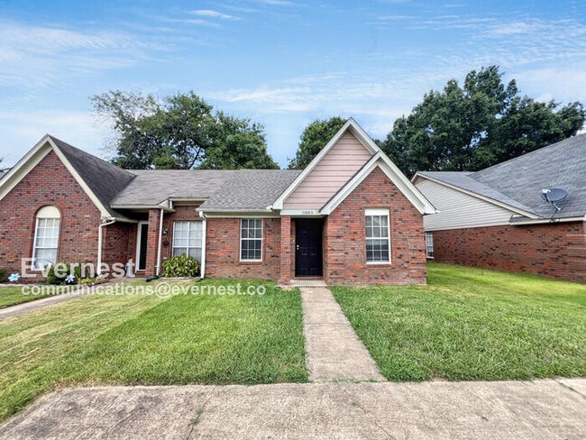 Building Photo - 5883 Garden Walk W Rental