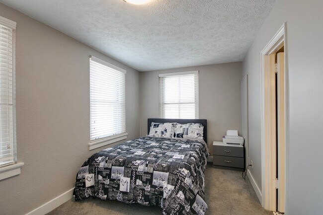 Wareham Residential - 418 Poyntz