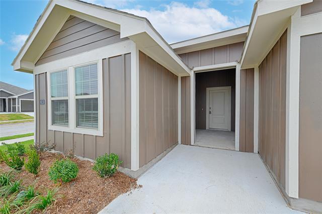 Photo - 6118 Boardwalk Ln