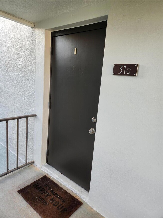 Front Entry - 517 Dotterel Rd Unit 31c