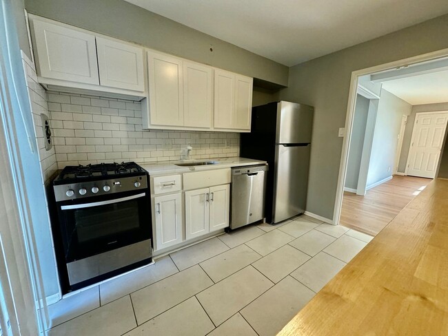 Photo - Heartwoods Manor Unit A