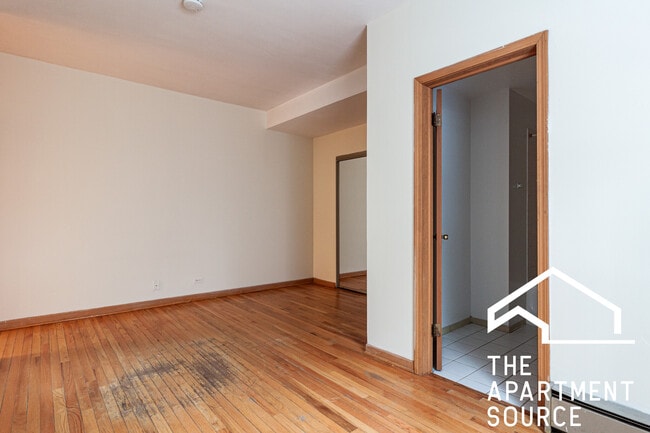 Photo - 633 W Barry Ave Unit 202