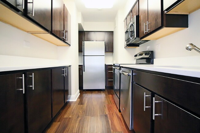 Photo - 164 E Pearson St Unidad 1123