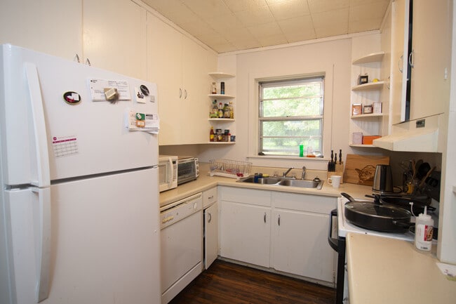 Photo - 3206 Jefferson Davis Dr